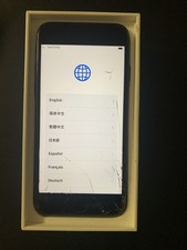 Apple iPhone 7 32GB Black   Cracked Screen   Powers On