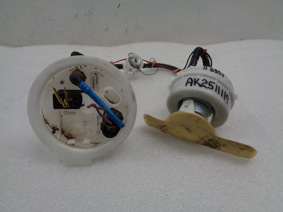 Unidad de envío de bomba de combustible BMW 535i F10 2011-2013 OEM AK2511119 Foto 2 de 4