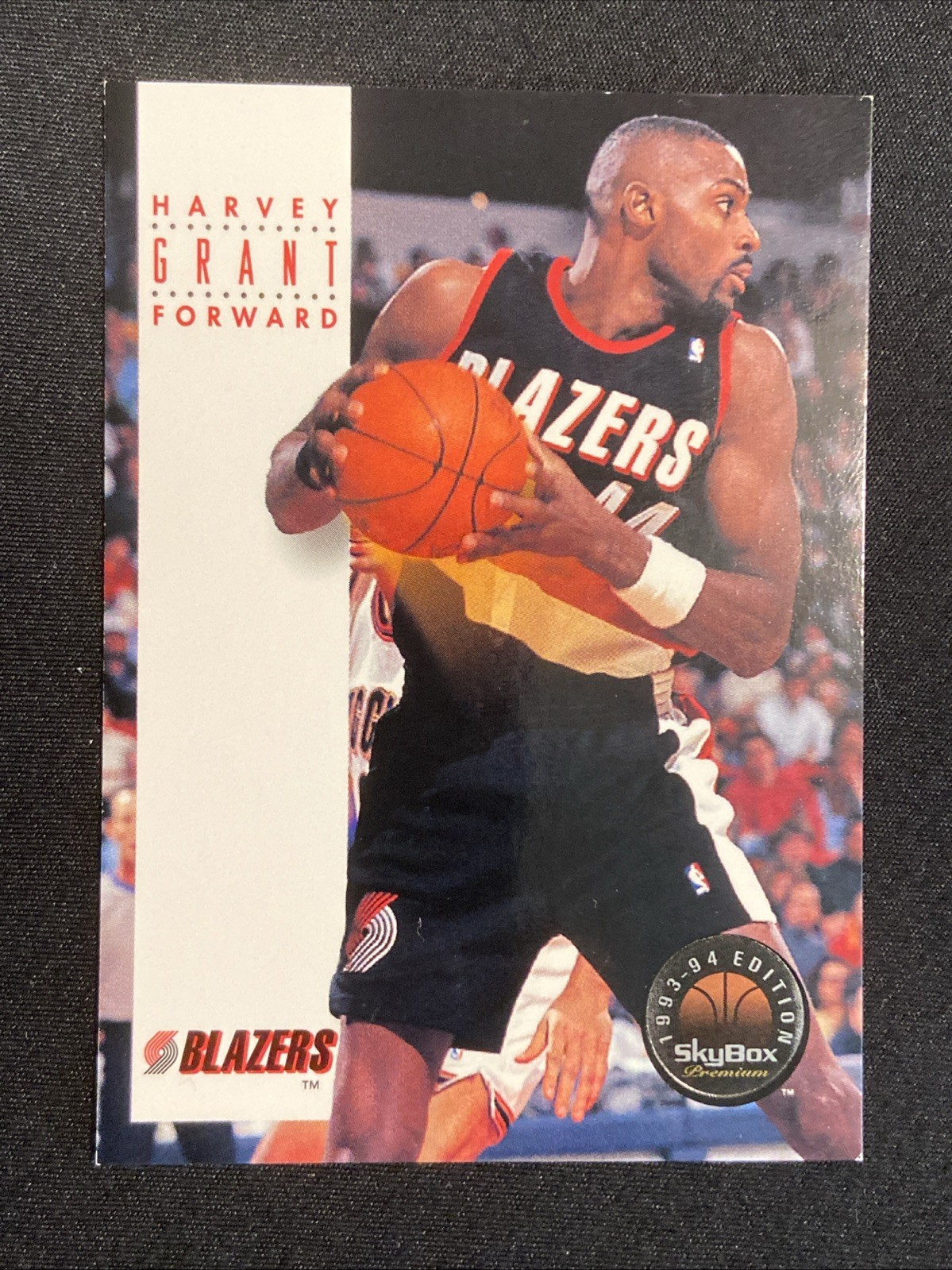 1993-94 Skybox Premium - Harvey Grant #271