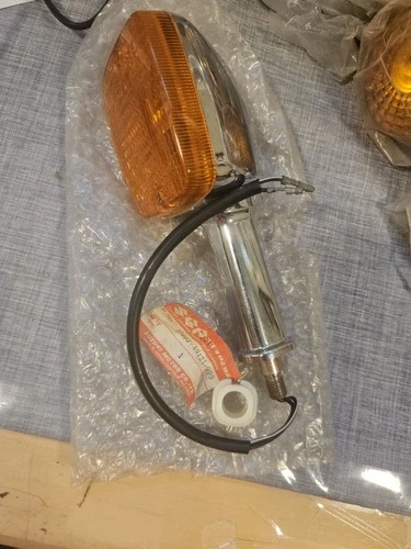 LAMP TURN SIGNA | Includes Item(s) 13 - 17