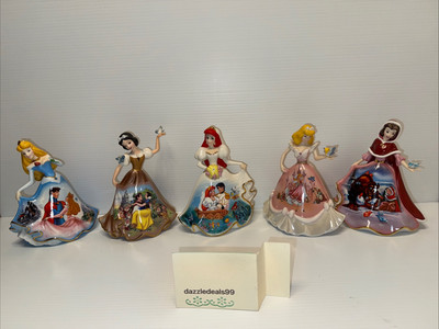 5 Bradford Exchange Edition 2005 Disney Princesses “Wish” bell