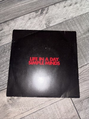 Simple Minds - Life In A Day - 7  Vinyl Record Single - 1979 Zoom UK Complete VG
