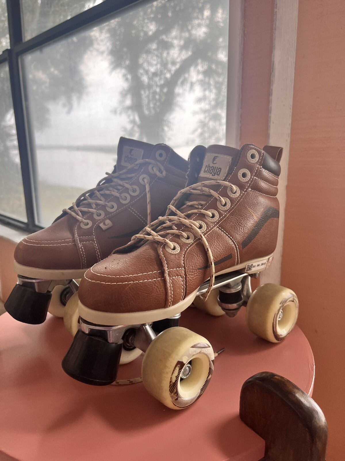 vintage leather roller skates size 7 women