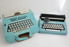 Vintage TOM THUMB Junior Child's TOY TYPEWRITER Blue Dial-A-Type MADE IN USA