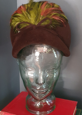 Vintage Cloche Style Union Made Felt Womens Hat Chocolate  display picture 2