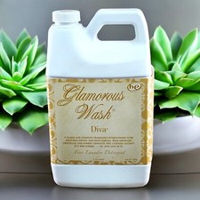 Tyler Candle Glamorous Wash Diva Scented Delicate Fine Laundry Detergent 64 oz