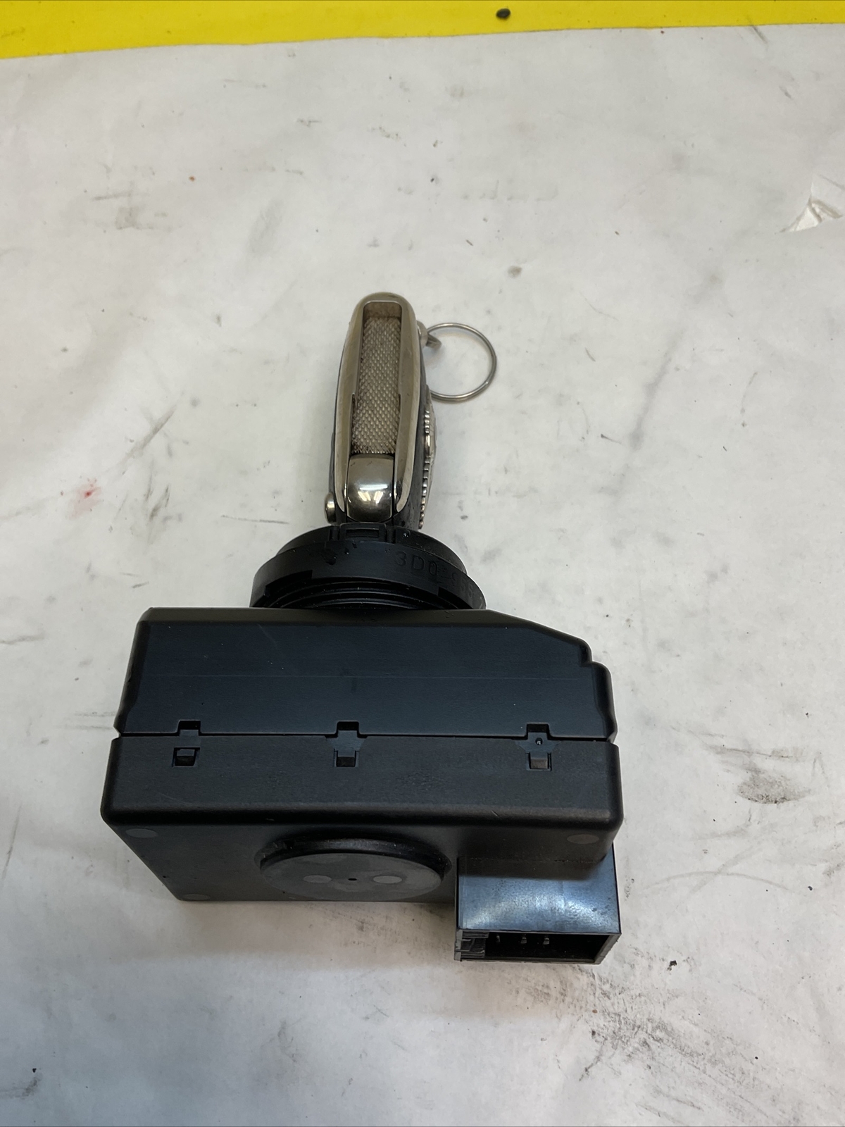 Ignition Starter Switch Key Fob 3D0905865F OEM Bentley Flying Spur  2006