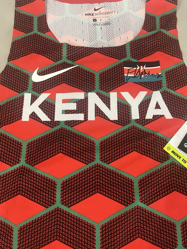 Gilet singolo Eliud Kipchoge firmato a mano Nike Kenya Tokyo 2020 Olimpiadi -   - Immagine 2 di 3