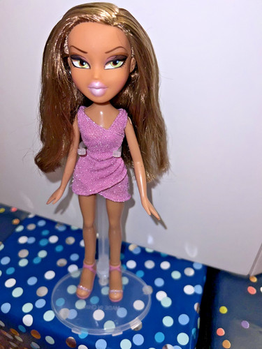 2007 Bratz the Fashion Show Yasmin w/ Original dress & Shoes