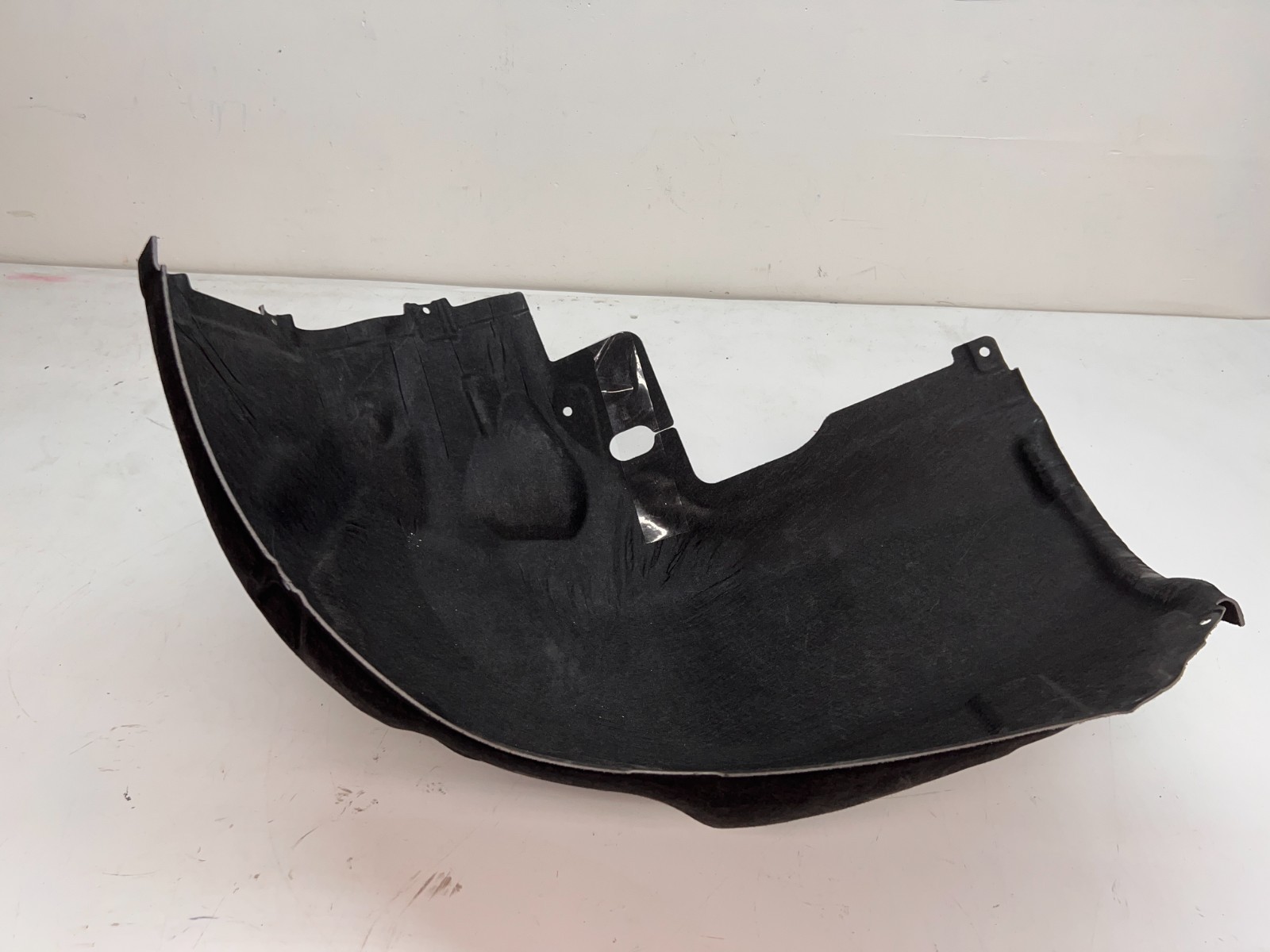LAMBORGHINI AVENTADOR FRONT RIGHT RH BACK PORTION WHEEL LINER OEM 470821178