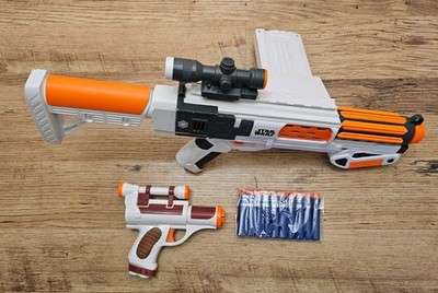 Star Wars First Order Nerf Pump-Action und Clon Wars Cad Bane Blasters + 10 Amos