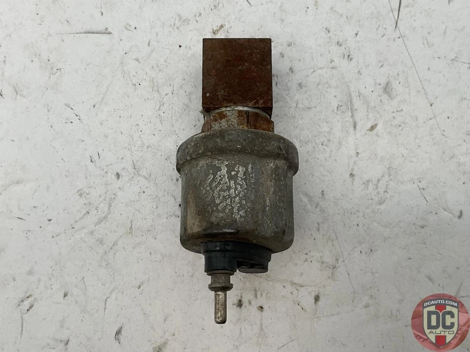 1978-1983 Porsche 911SC Oil Pressure Sending Unit 91160611101 134500 - Image 2 of 4