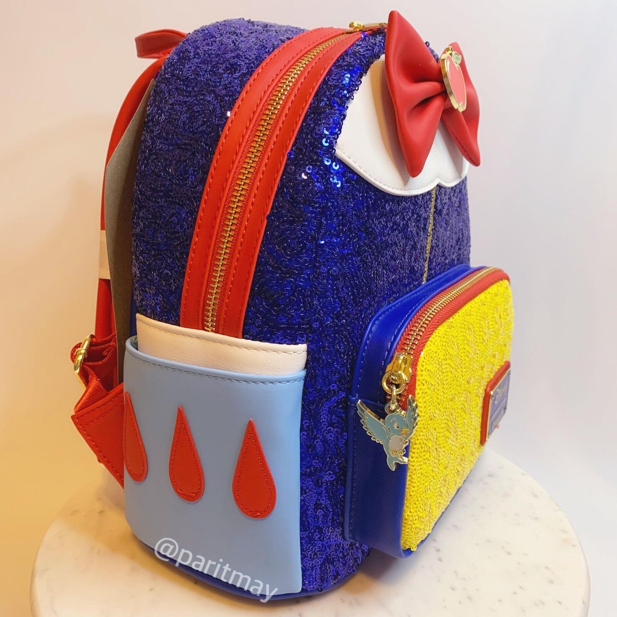 ❤️?Loungefly Snow White Sequins Mini Backpack/Wallet Bundle Loungefly Disney Snow White and the Seven Dwarfs Snow White  main image 3
