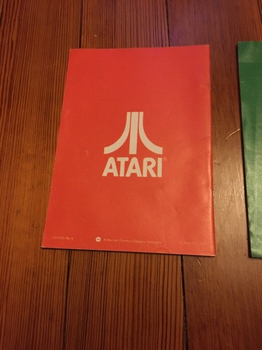 2 Atari 43 Video Game Cartridge Computer System Catalog Booklet 1981 Green+Red - Picture 4 of 10