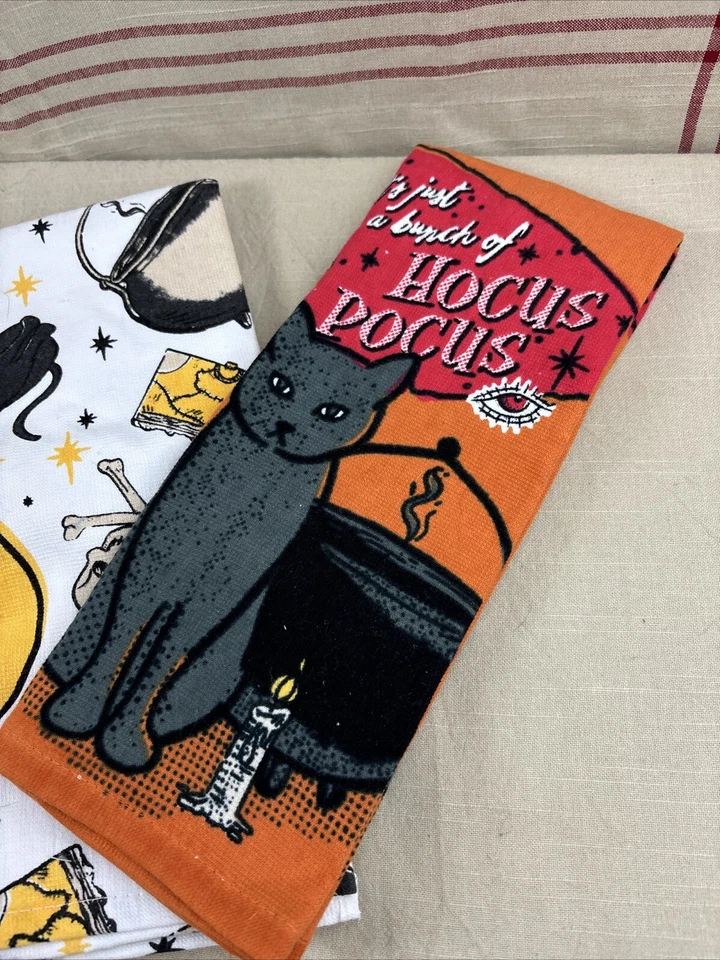 Disney Celebrate Together Halloween Towel Set Of 2 Cat Hocus Pocus New - Image 2 of 4