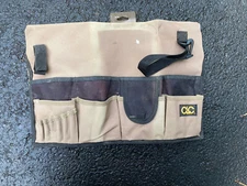 CLC Carpenter’s 42 Pocket Tool Pouch. NEW Old Stock  