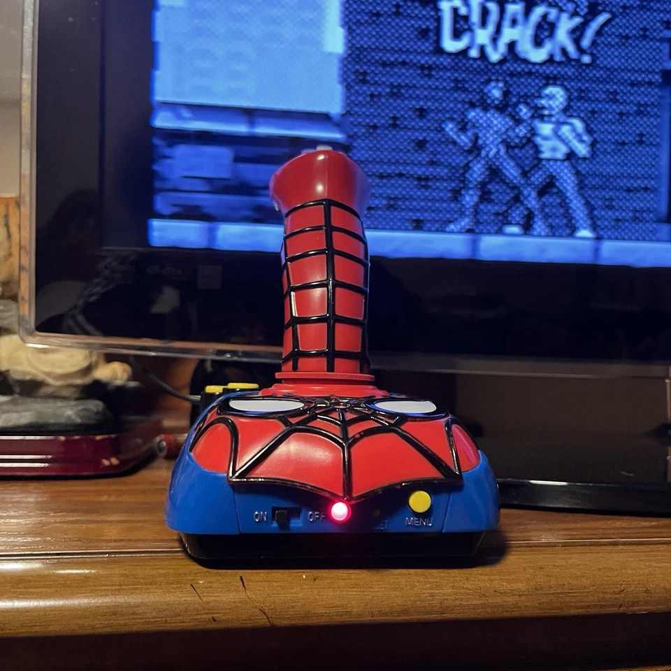 Great SpidermanTV Video Game Controller Jakks Pacific Marvel 2004 Plug Works - Image 3 of 4