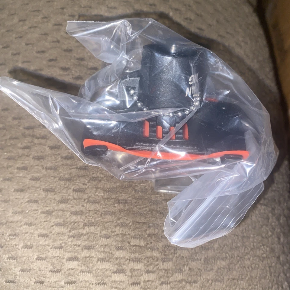 Innovadora herramienta de escopeta Krak'in 2.0 con embudo incorporado negro/naranja Foto 3 de 3