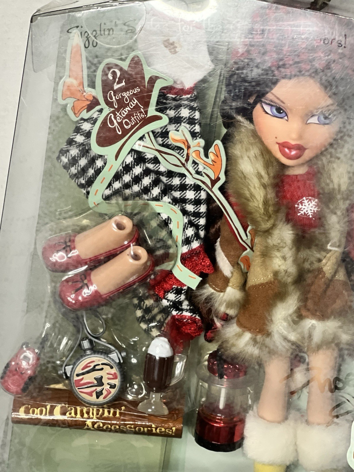 MGA 2005 Bratz Campfire Phoebe Doll Collectors Item NRFB SEALED RARE