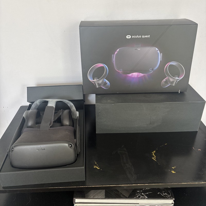 Oculus Quest 1 28GB Standalone VR Headset - Black (U)