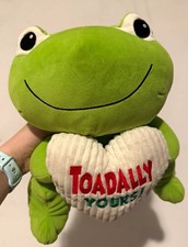Goffa Frog Plush w/ "Toadally Yours" Heart Pillow Green White GAR-15A 2012