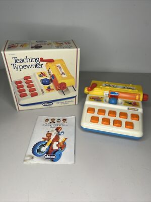 VINTAGE CHICCO TEACHING  TYPEWRITER TOY Made In Italy  With Box