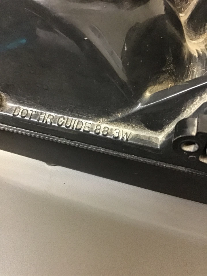 FARO DERECHO OEM OLDSMOBILE 1988 1989 1990 1991 CUTLASS SUPREME 2 PUERTAS (b260) Foto 4 de 4