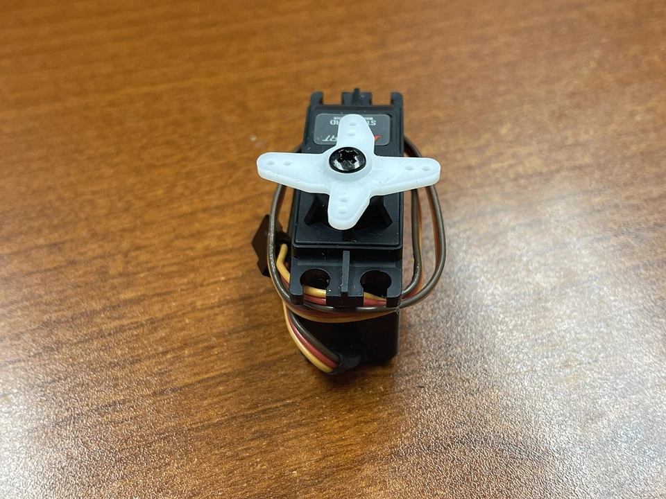  JR SPORT ST47 Standard Servo Radio, AIRPLANE, BOAT, CAR, TRUCK, JSP20050  - Image 3 of 4