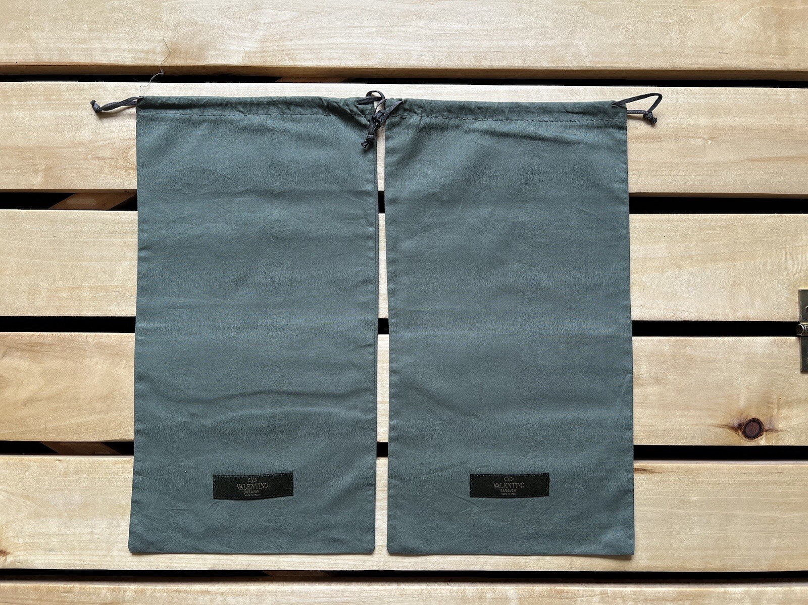 SAINT LAURENT Valentino Green Shoe Sacchetti Polvere con Logo Made in Italy