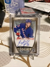 2018-19 The Cup Gold Spectrum #86 Brett Howden RC AUTO /36 Vegas Knights