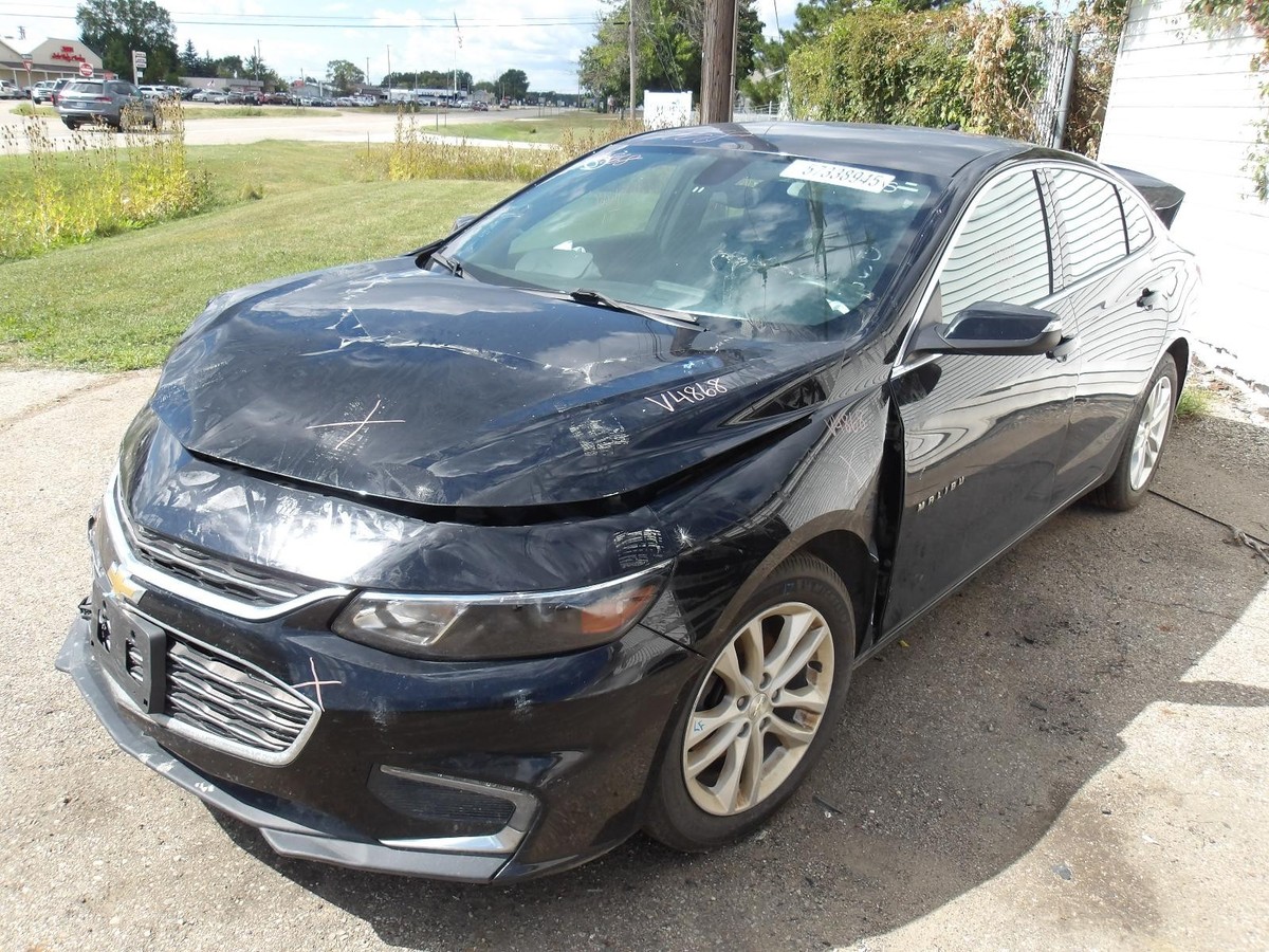 Used Windshield Wiper Motor fits: 2017 Chevrolet Malibu VIN Z 4th