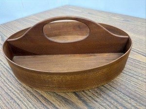 Vintage Shaker Divided Carrier 12.5” By 7.5”