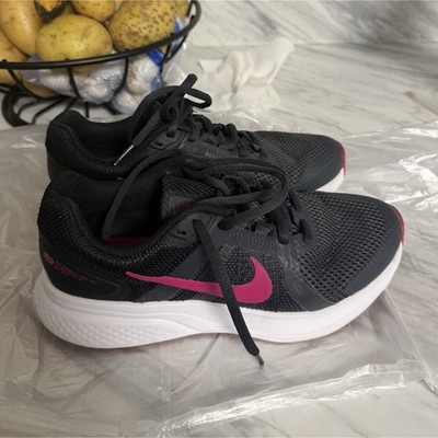 Nike Girls Black Pink White Mesh Breathable Low Top Running Sneakers