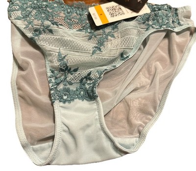 Wacoal embrace lace  Panty Small 2 Pairs