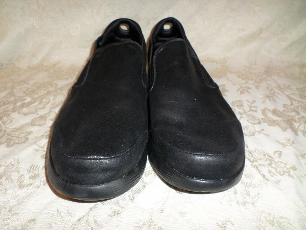 Skechers On the Go Glide Surpass Black Slip On Comfort Loafer 14 M (48) EUC