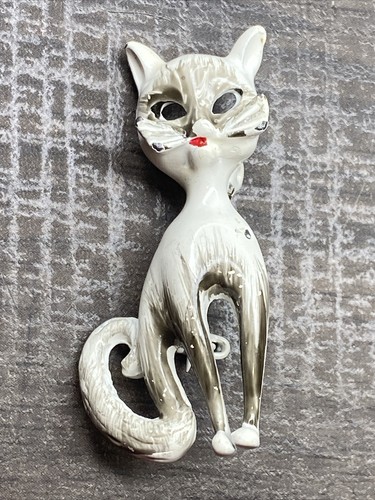 Vintage Jewelry Pin Brooch White Gray Siamese Cat Kitten 1.5”