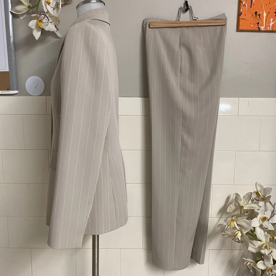 Traje Falda Stresa 2 Piezas Manga Larga Rayas Talla 6 Foto 2 de 4