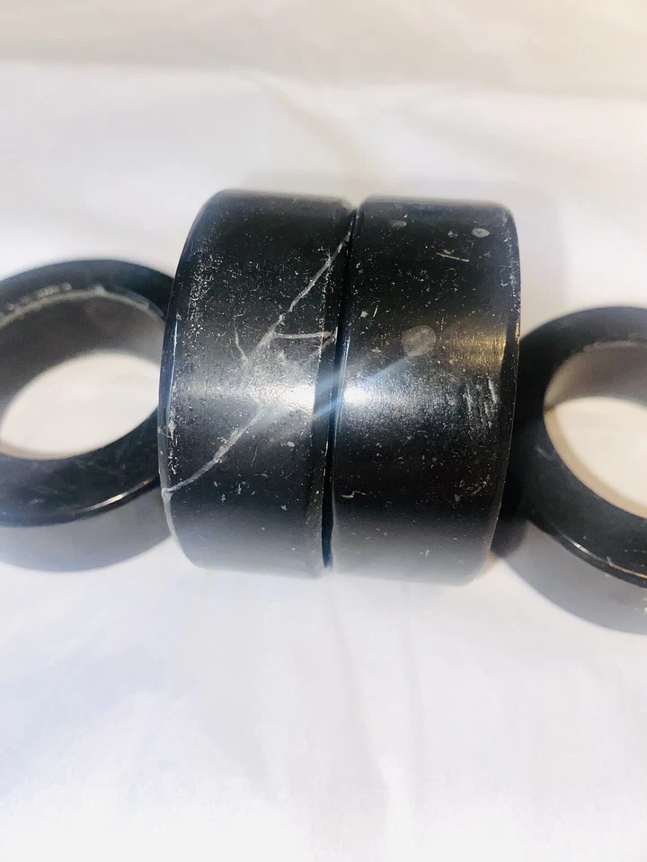 Genuine Black Heavy Solid Marble Napkin Ring Set Of 4 — 第 2/4 张图片