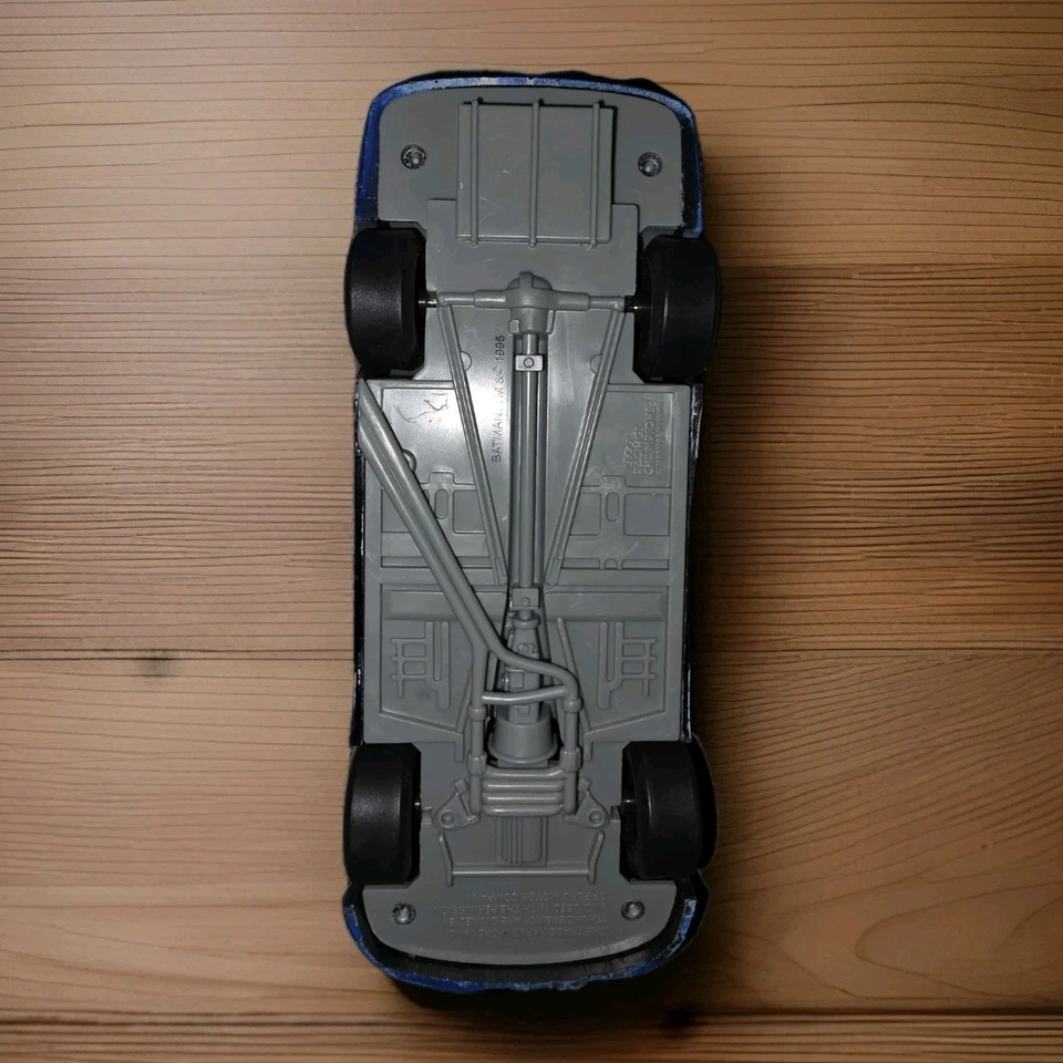 Used Vintage 1995 Bill Elliott McDonald's Batman Forever Ford Thunderbird 1/24 - Image 2 of 4