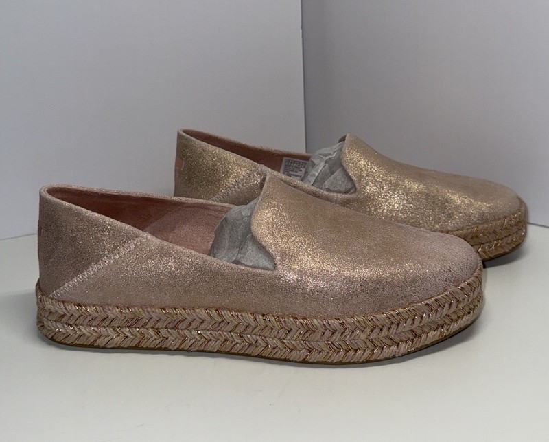 Toms Womens Carolina Espadrille in Pale Rose Metallic Suede Leather Size 9