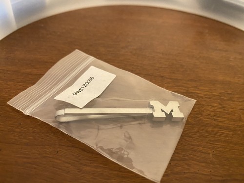 NWT UNIVERSITY OF MICHIGAN BLOCK “M” STAINLESS STEEL TIE CLIP New In Package - Picture 6 of 6