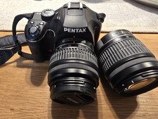Pentax K K-X 12.4MP Digitalkamera - Schwarz (Kit mit DA L 18-55mm Objektiv)
