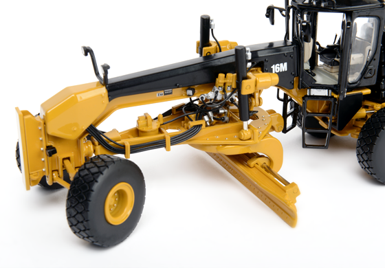 Caterpillar Cat 16M Motor Grader - CCM 1:48 Scale Diecast Caterpillar Cat 16M Motor Grader - CCM 1:48 Scale Diecast