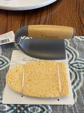 Grove Co. The Tub Handler With Sponge New