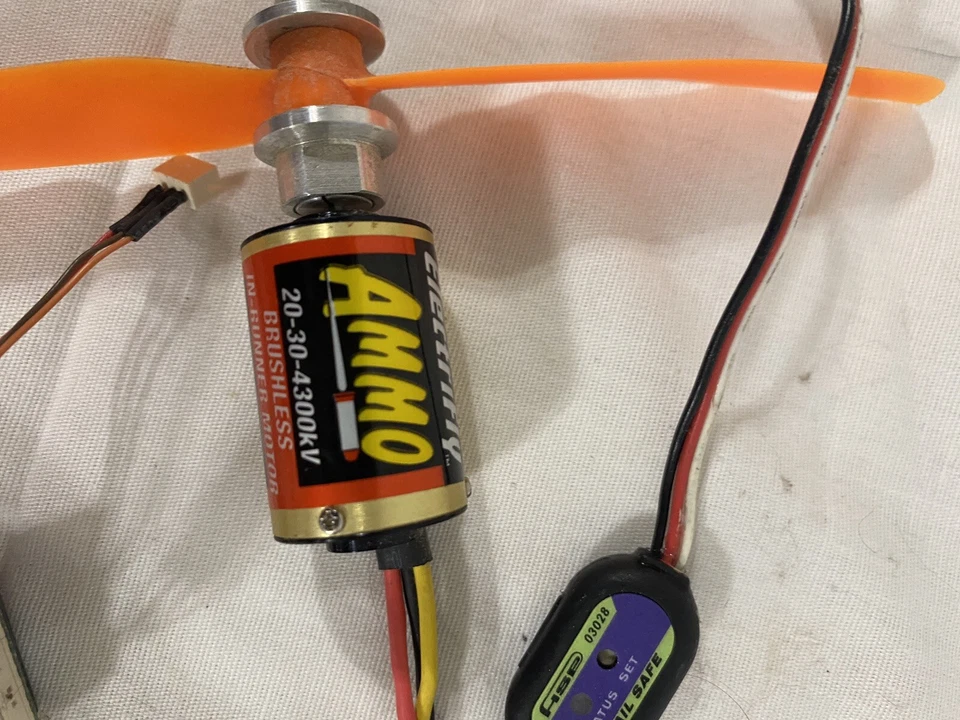 Electrify Ammo 20-30-4300Kv Brushless Motor, Spectrum Receiver, Thunder Bird - Image 2 of 4