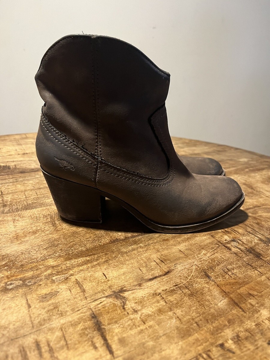 Rocket Dog Woman’s Leather Brown Western Ankle Boots Heel Size