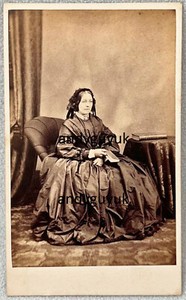 CDV SITZENDE DAME VON BROWN MARYPORT ALBUM BUCH MOTORHAUBE HUT ANTIKES FOTO