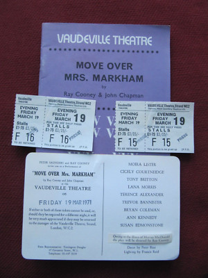 Presseeinladung, Tickets und Programm für Ray Cooneys UMZUG Mrs MARKHAM