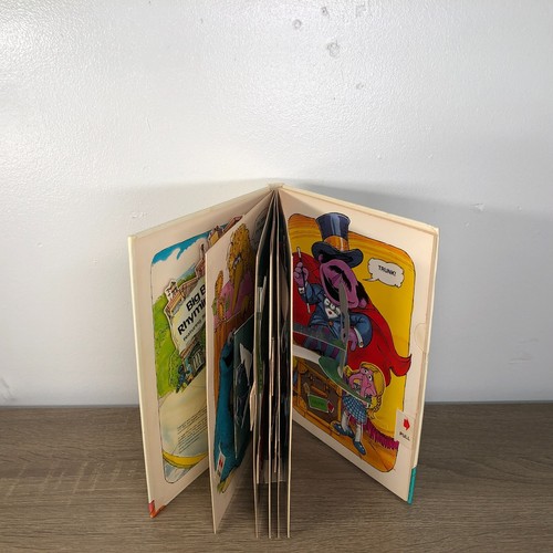 Sesame Street Big Birds Rhyming Book Pop Up Storybook 1979 Vintage Some Damage - Picture 5 of 24