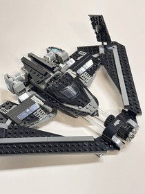 Batwing BVS LEGO DC  Super Heroes: Heroes of Justice: Sky High Battle (76046)